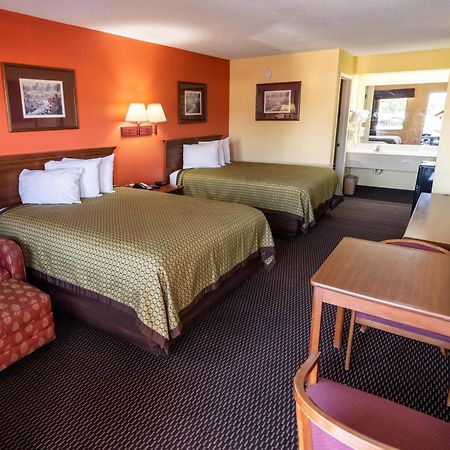 Budget Inn & Suites Hawkinsville Eksteriør bilde