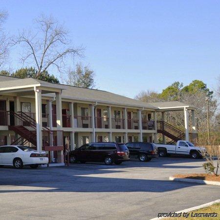 Budget Inn & Suites Hawkinsville Eksteriør bilde